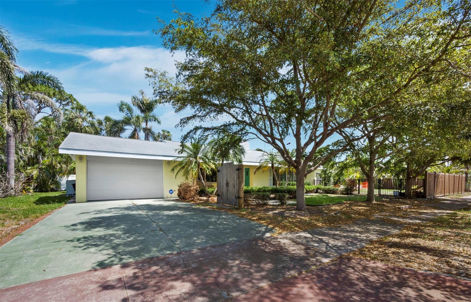 335 ARTHUR DRIVE