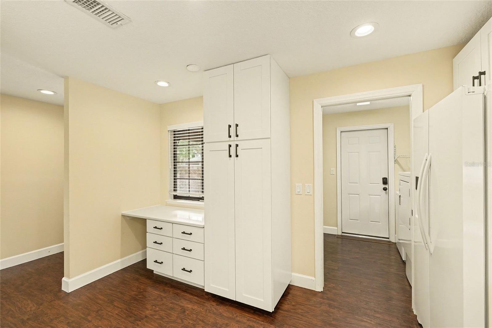 SHERWOOD FOREST - Residential