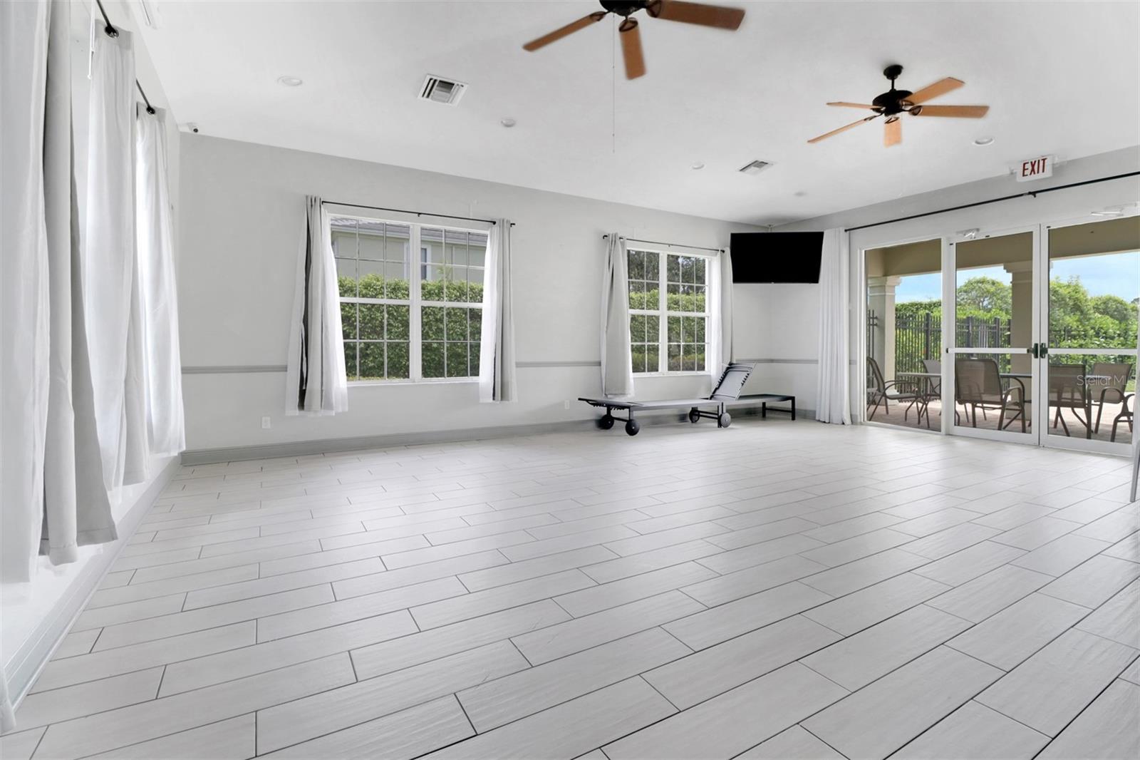 MARIPOSA AT WHIPPOORWILL - Residential