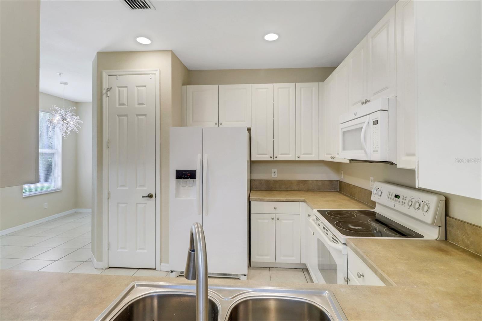 MARIPOSA AT WHIPPOORWILL - Residential