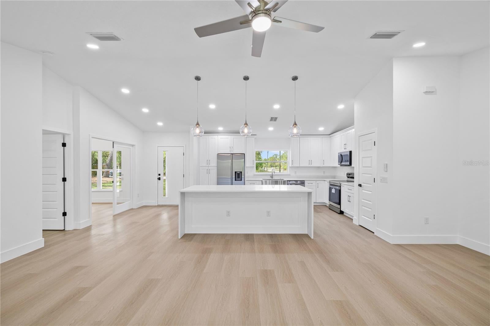 8157 N VOYAGER DRIVE