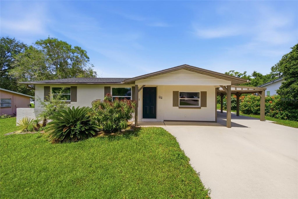 Photo of 52 S Jefferson Street, Beverly Hills, FL 34465 (MLS # TB8542798)