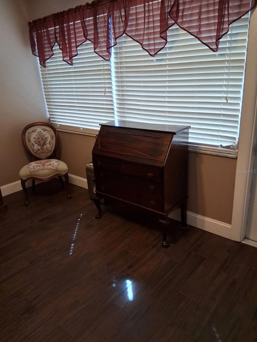 VENDOME VILLAGE - Residential