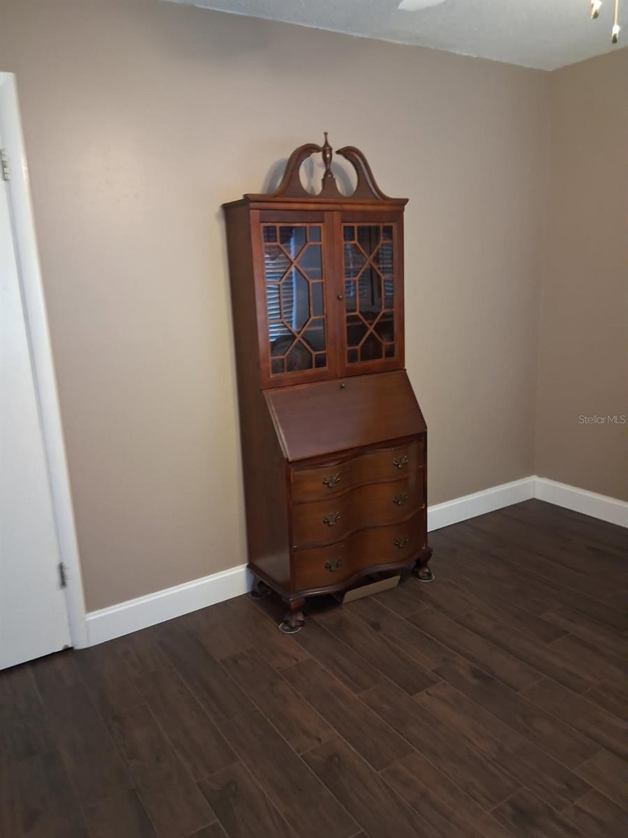 VENDOME VILLAGE - Residential