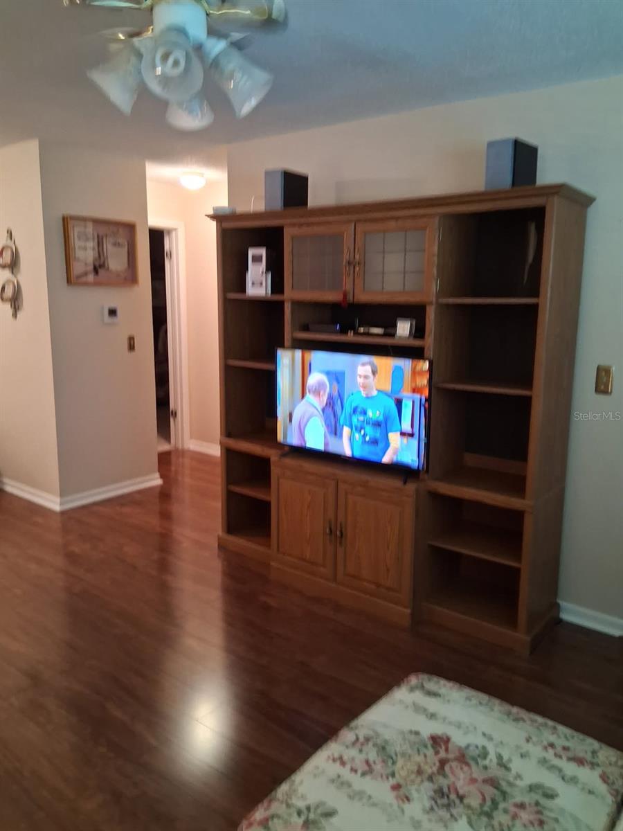 VENDOME VILLAGE - Residential