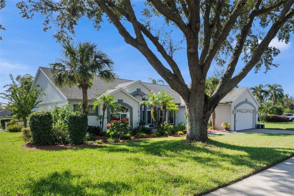 Photo of 14310 Lord Barclay Drive, Orlando, FL 32837 (MLS # O6394990)