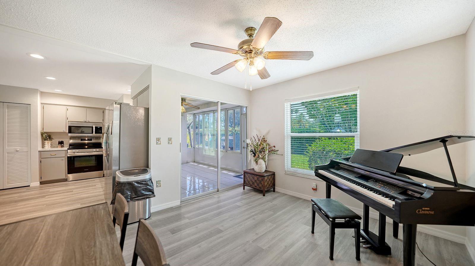 CAPTIVA GARDENS - Residential