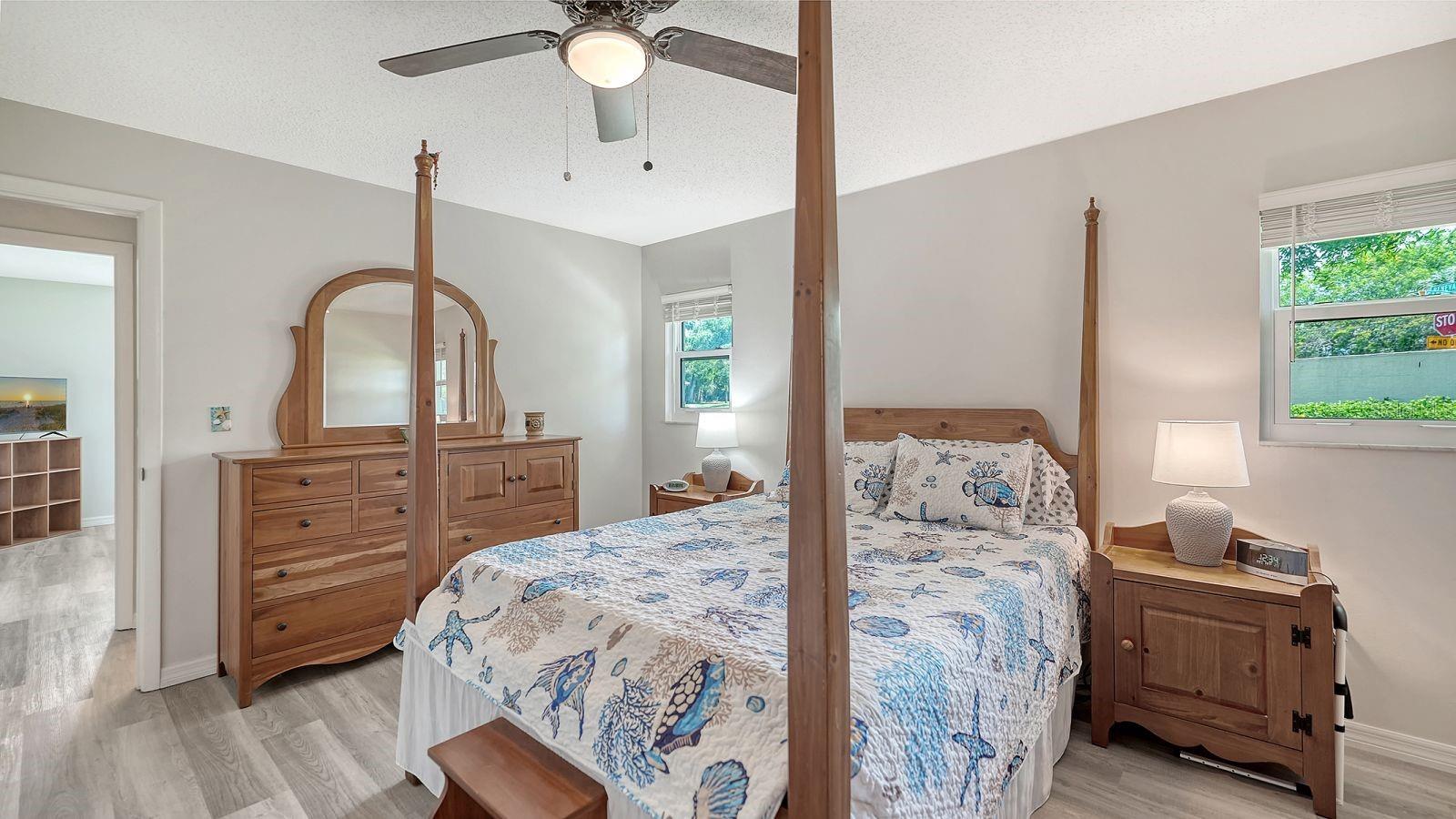 CAPTIVA GARDENS - Residential