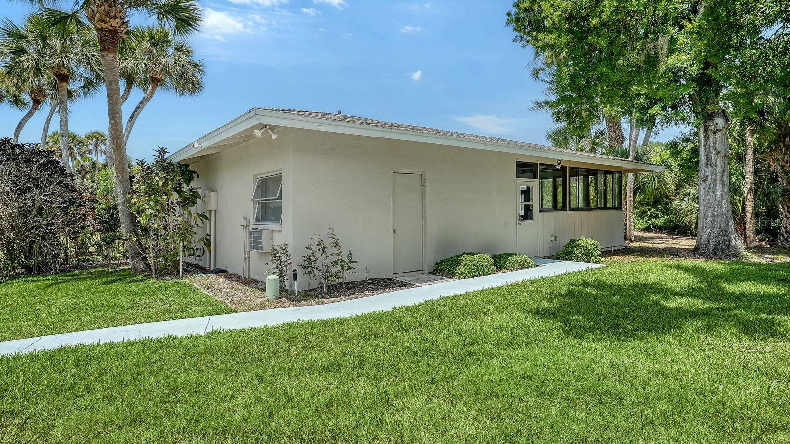 CAPTIVA GARDENS - Residential
