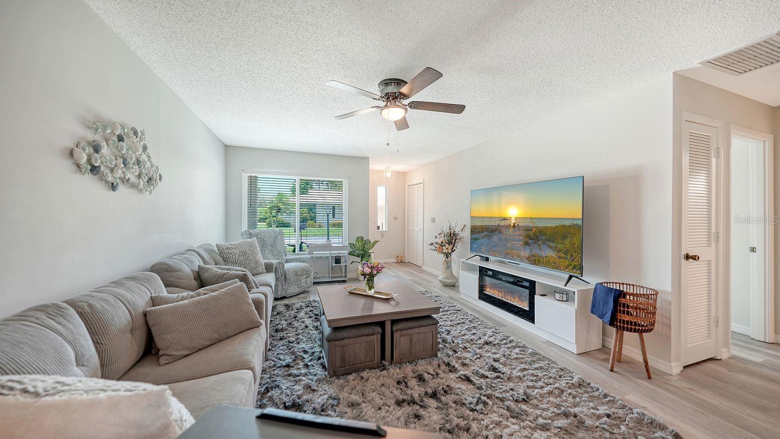 CAPTIVA GARDENS - Residential
