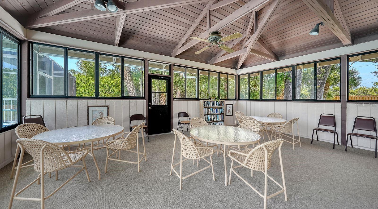 CAPTIVA GARDENS - Residential