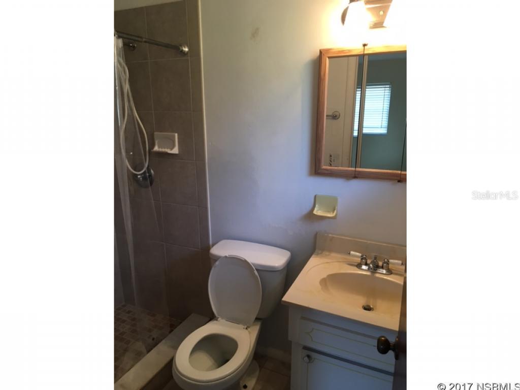 Florida Shores 01 - Residential Lease