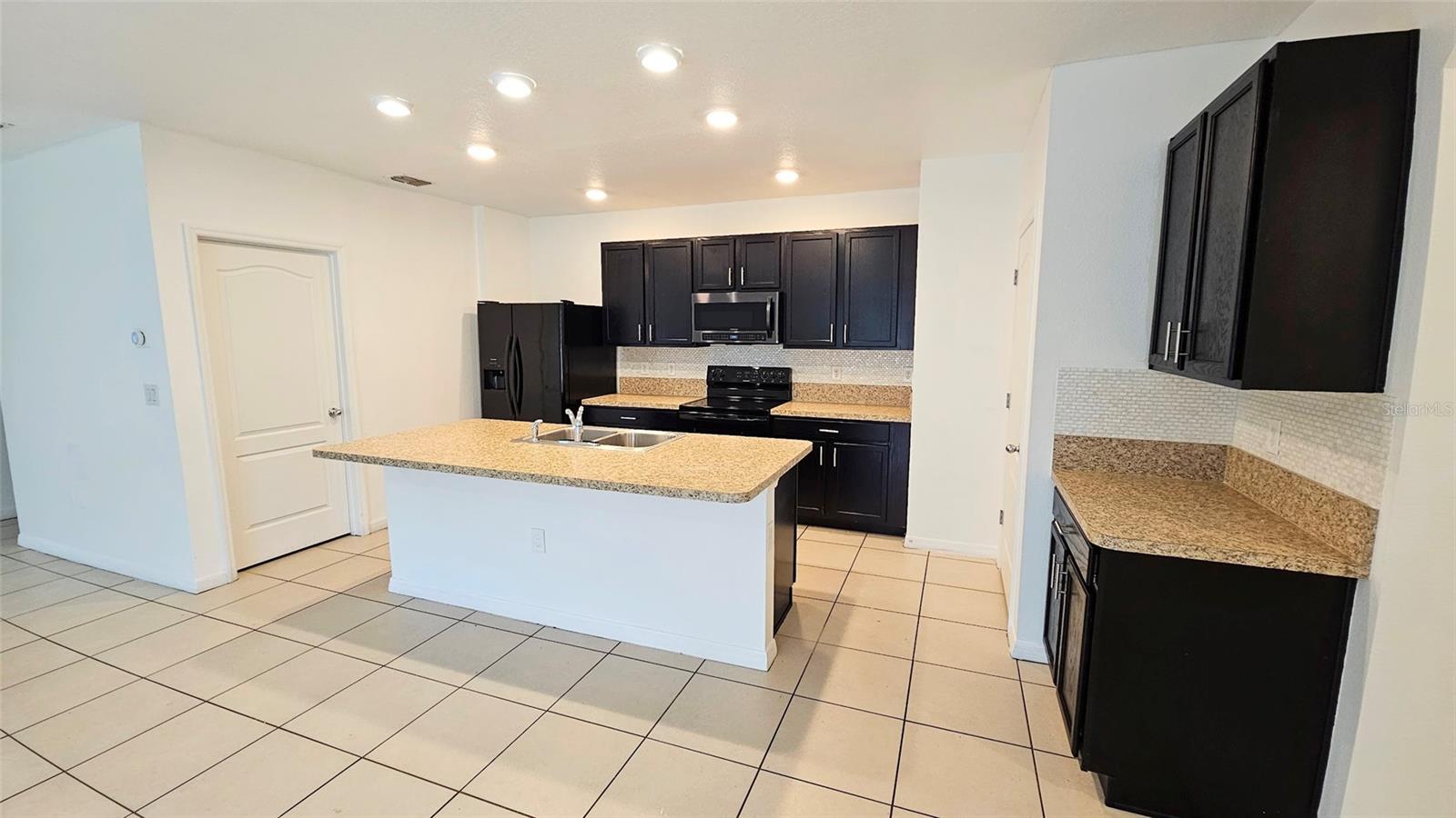 1724 RANGER HIGHLANDS ROAD