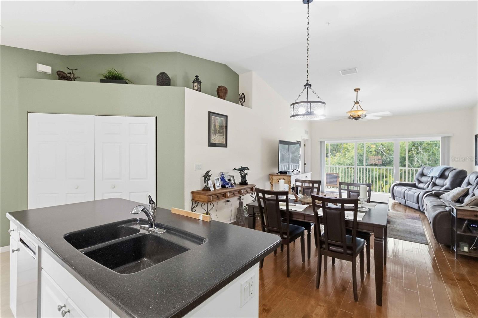 ORCHID COVE - Residential