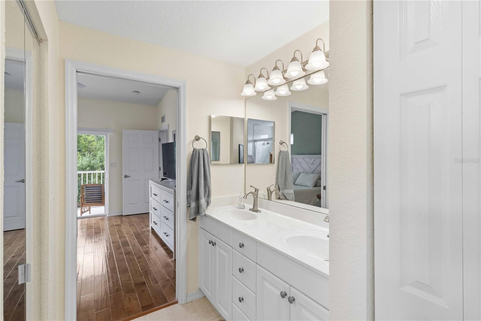 ORCHID COVE - Residential