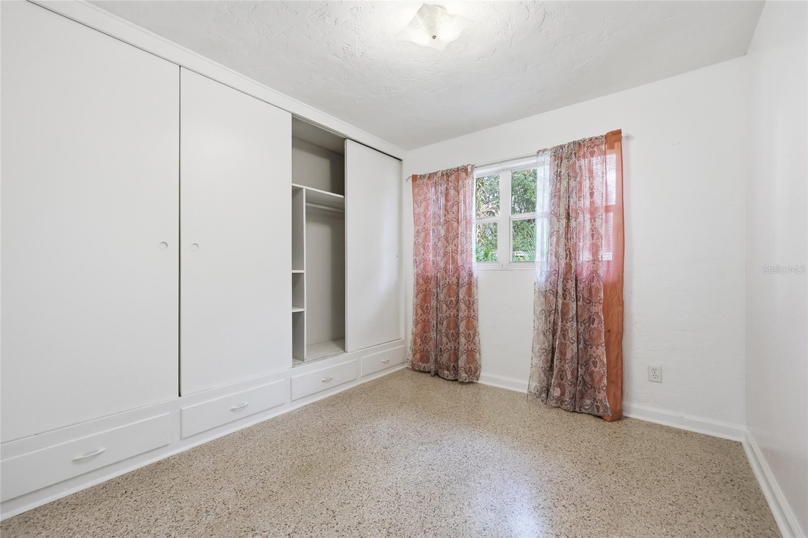 CAROL ESTATES - Residential