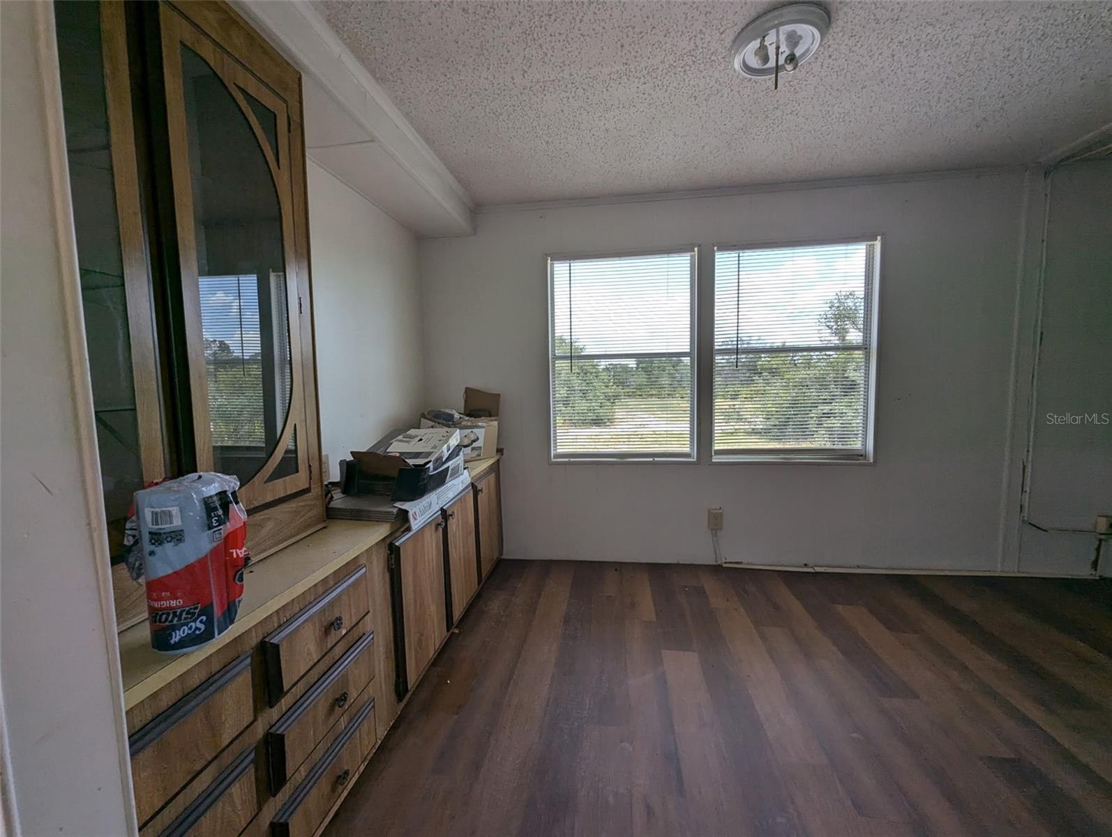 RIVER RIDGE - Residential