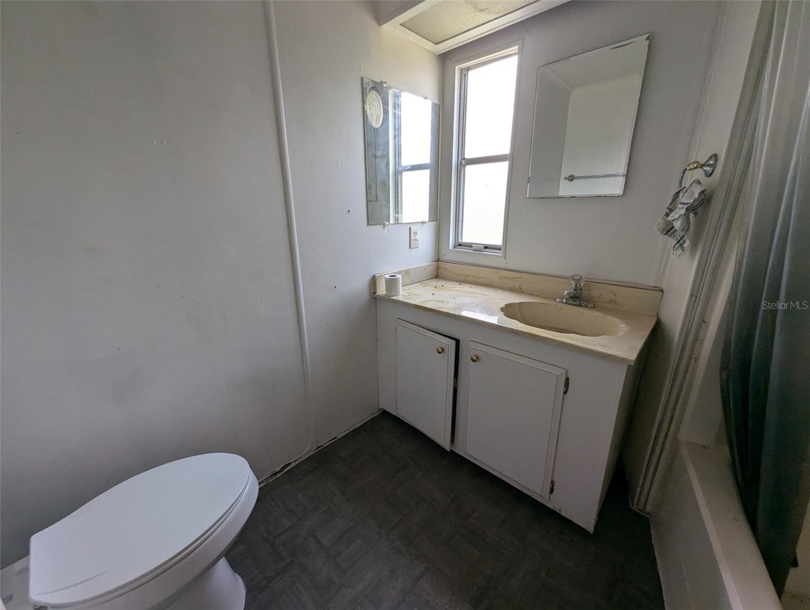 RIVER RIDGE - Residential