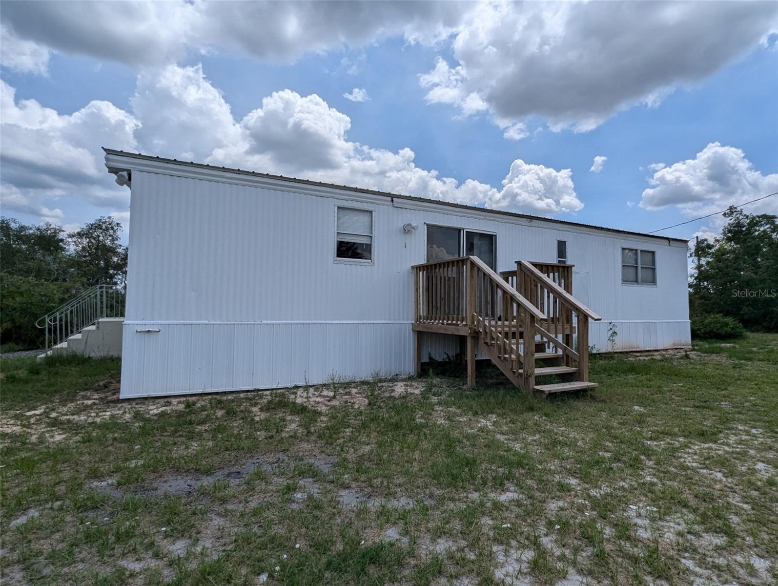 property sold as is, all information are estimate, referring to highlands county for more detail about the property.