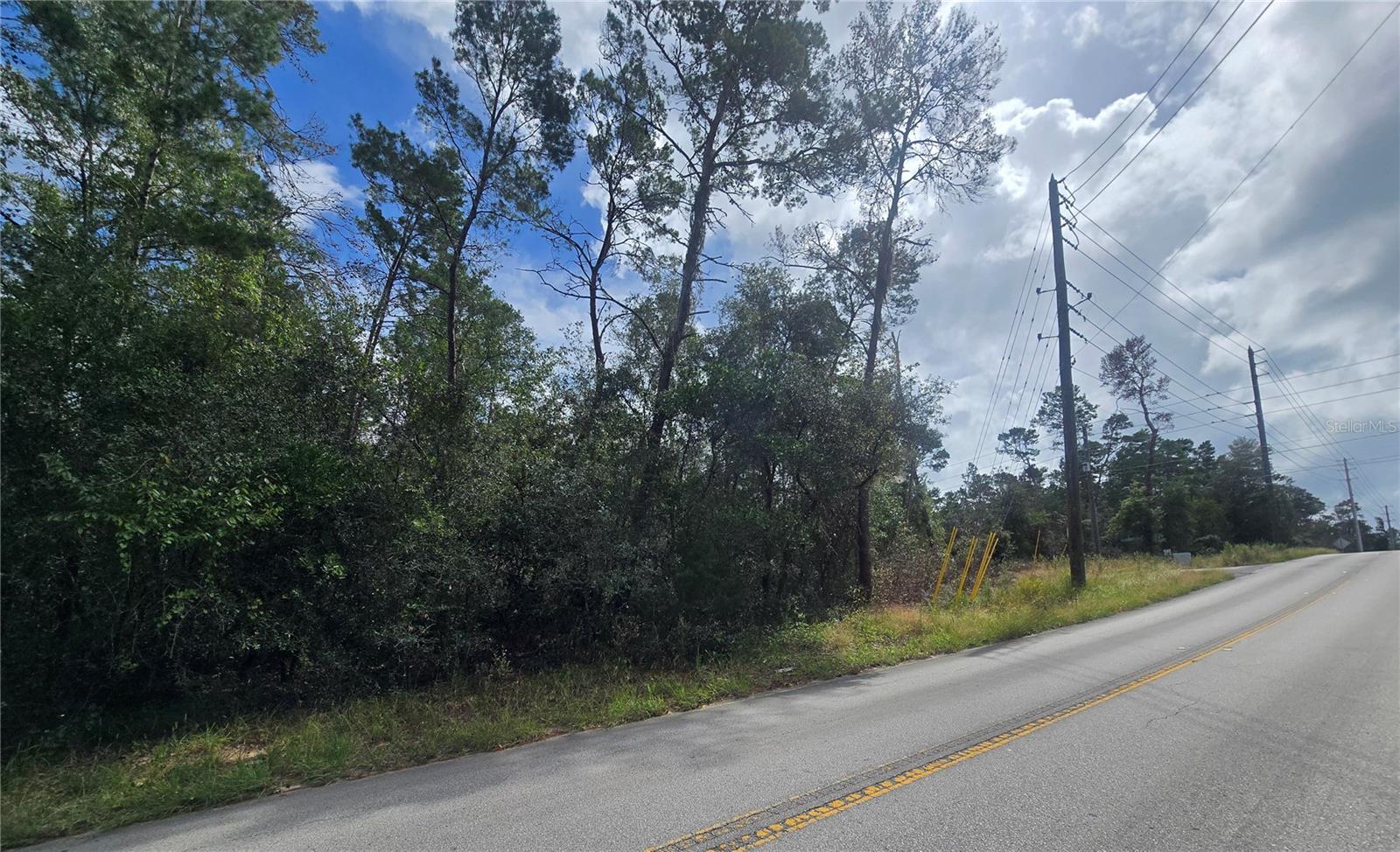 INVERNESS VILLAGE UNIT 03 - Land