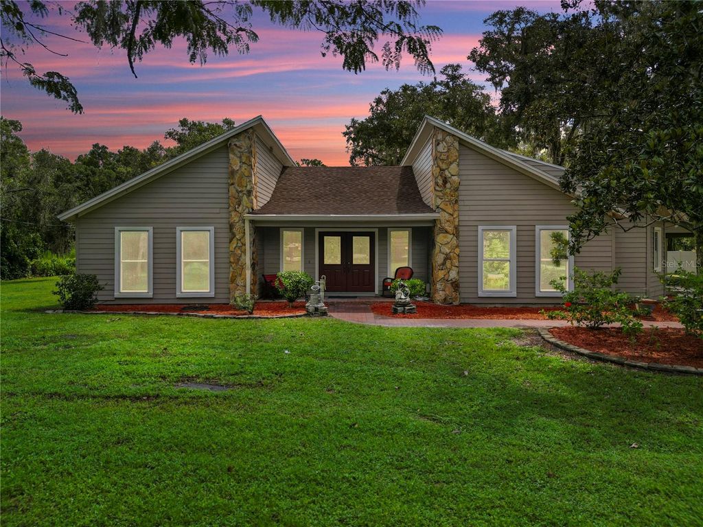 Photo of 5110 Five Acre Road, Plant City, FL 33565 (MLS # L4955317)