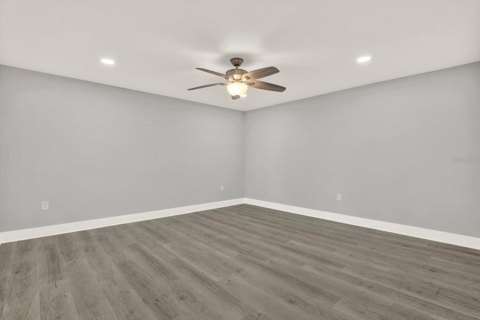MADEIRA BEACH YACHT CLUB CONDO - Residential