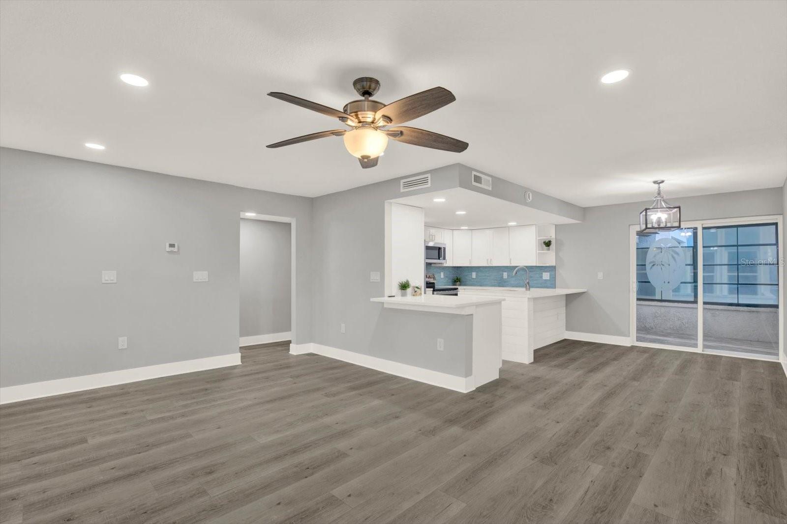 MADEIRA BEACH YACHT CLUB CONDO - Residential