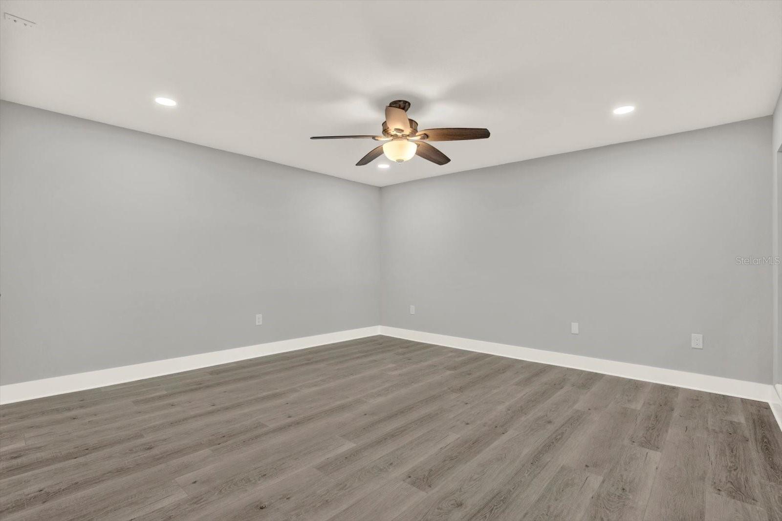 MADEIRA BEACH YACHT CLUB CONDO - Residential