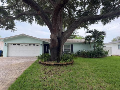 Photo of 704 23rd Street SW, Largo, FL 33770 (MLS # TB8533341)