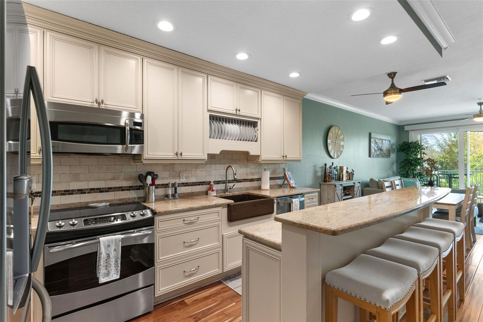 SEASIDE ESTATES - Residential