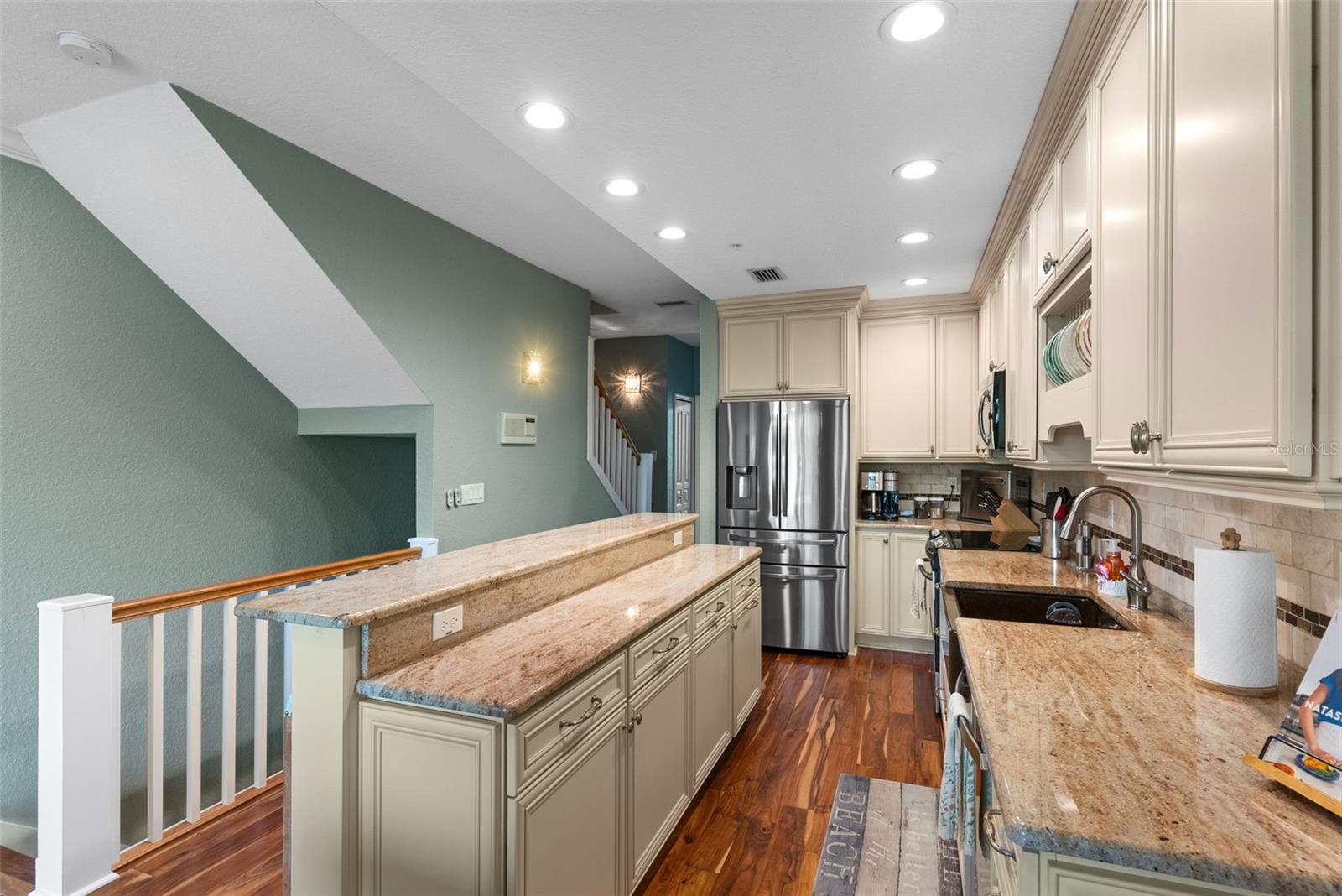 SEASIDE ESTATES - Residential