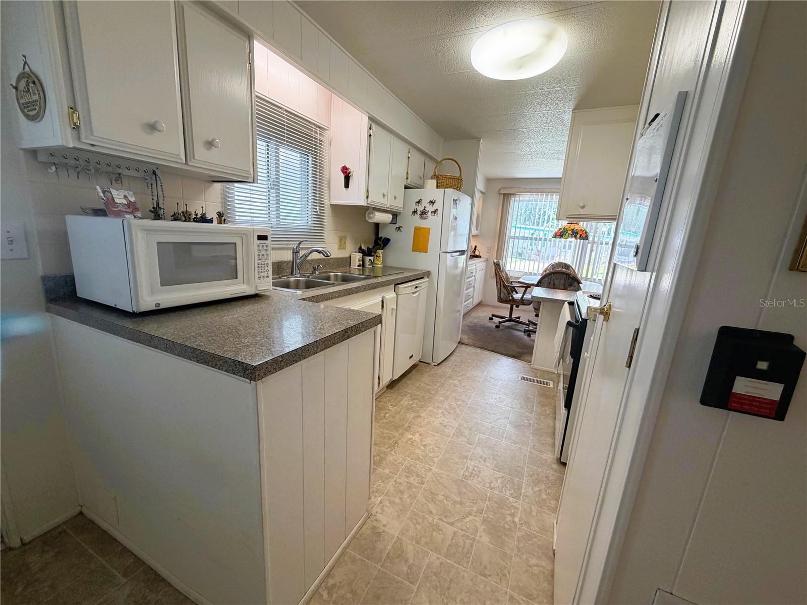 HAWTHORNE AT LEESBURG A COOP - Residential