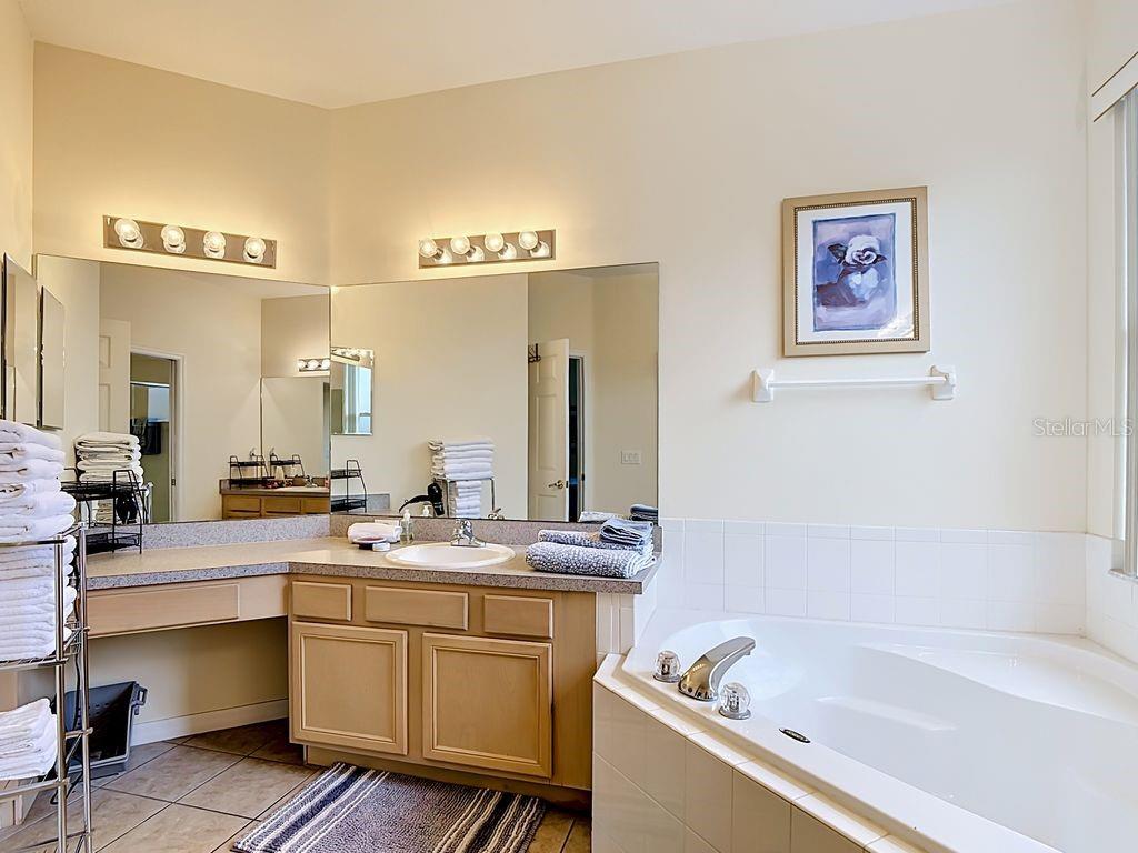 CALABAY PARC - UNIT ONE - Residential