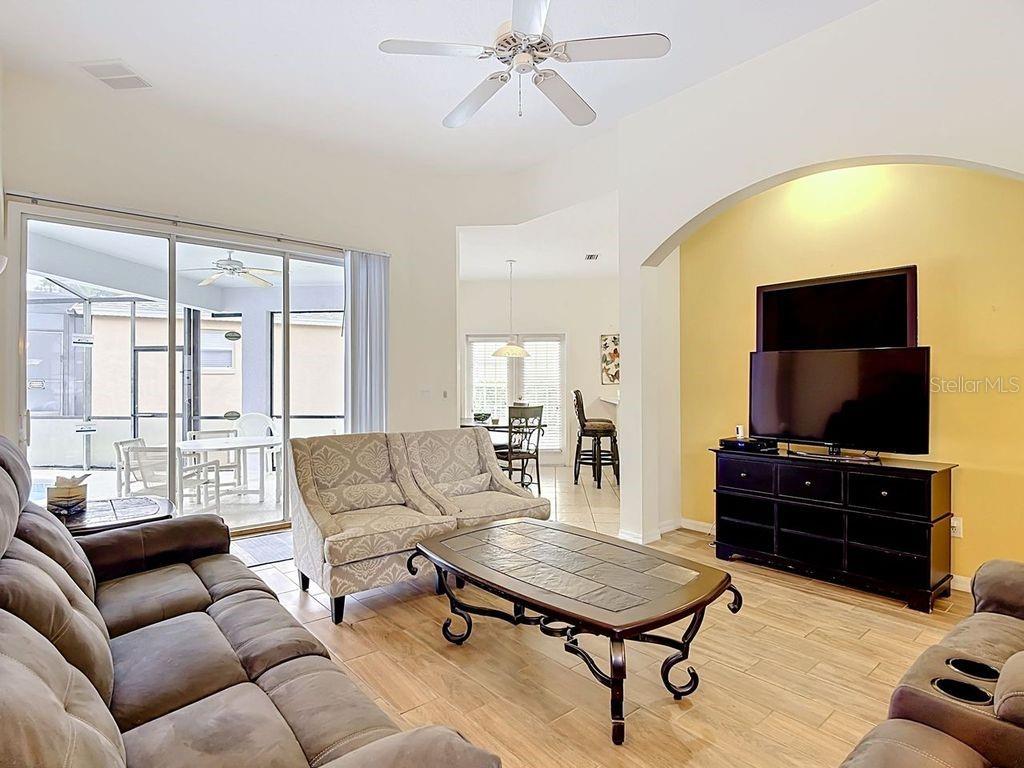 CALABAY PARC - UNIT ONE - Residential