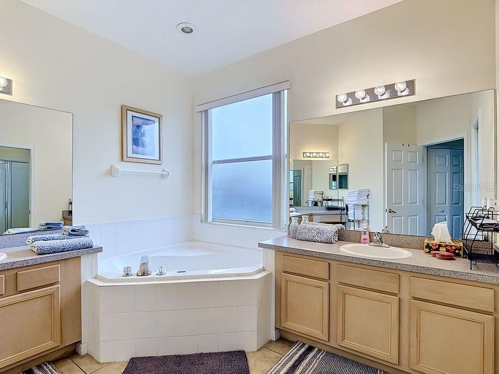 CALABAY PARC - UNIT ONE - Residential