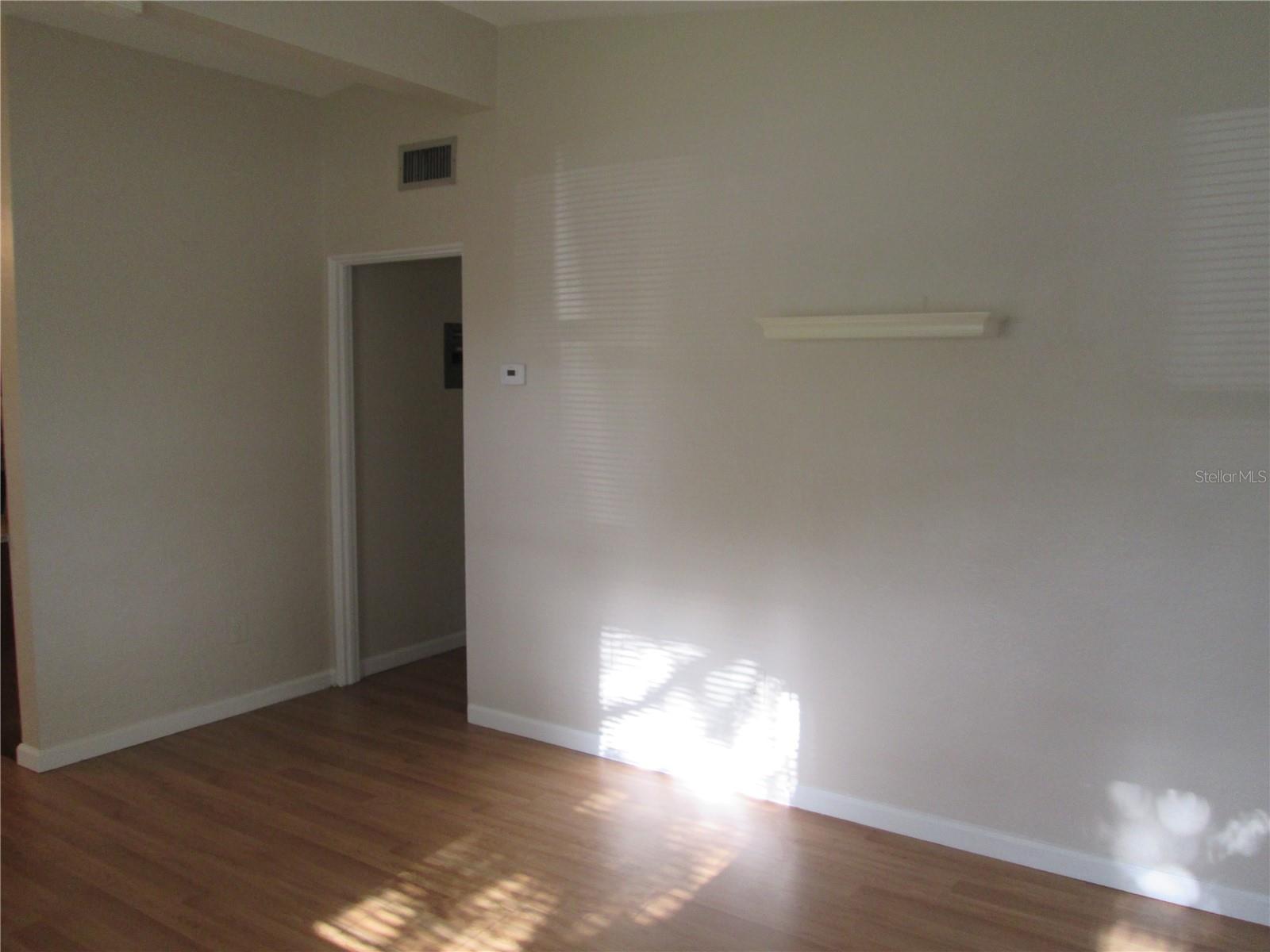 DUBSDREAD HEIGHTS - Residential Lease