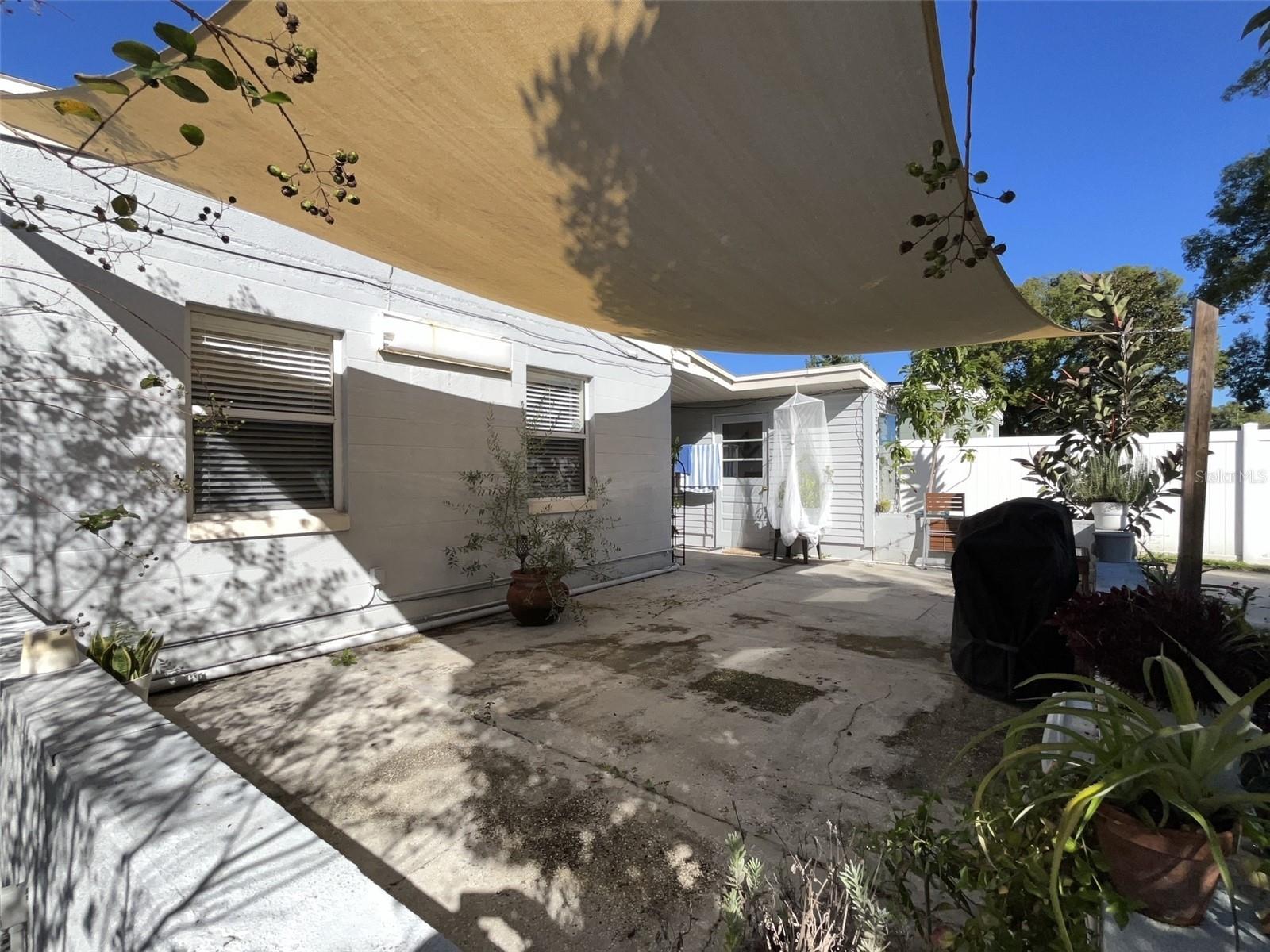 DUBSDREAD HEIGHTS - Residential Lease