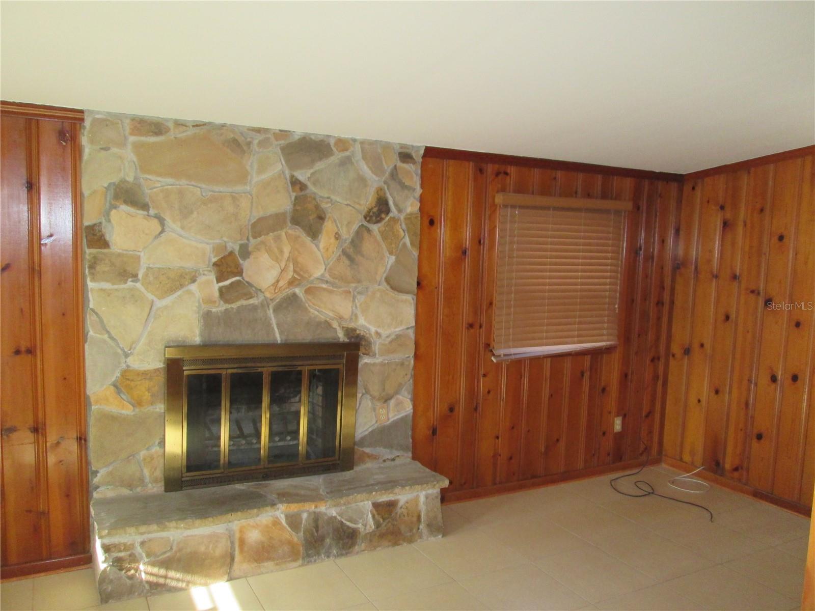 DUBSDREAD HEIGHTS - Residential Lease