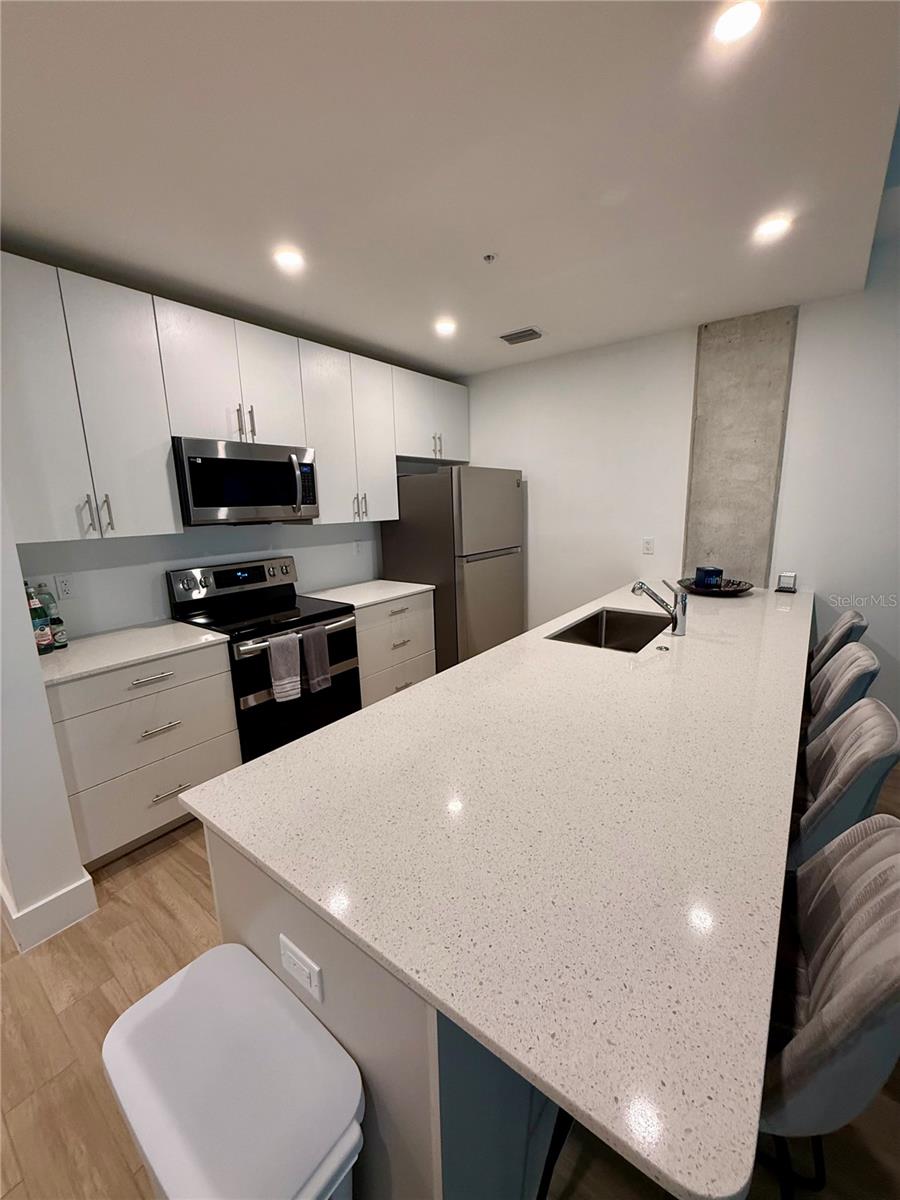 332 COCOANUT - Residential