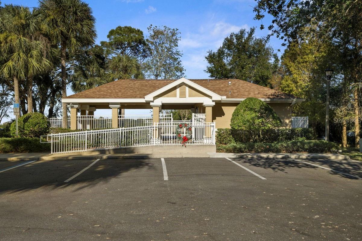 TOWNHOMES AT NORTH LAKE - Residential