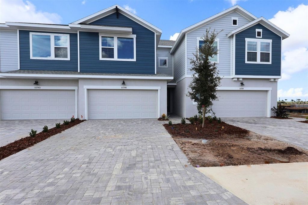 Photo of 11746 Full Moon Loop, Parrish, FL 34219 (MLS # TB8415591)