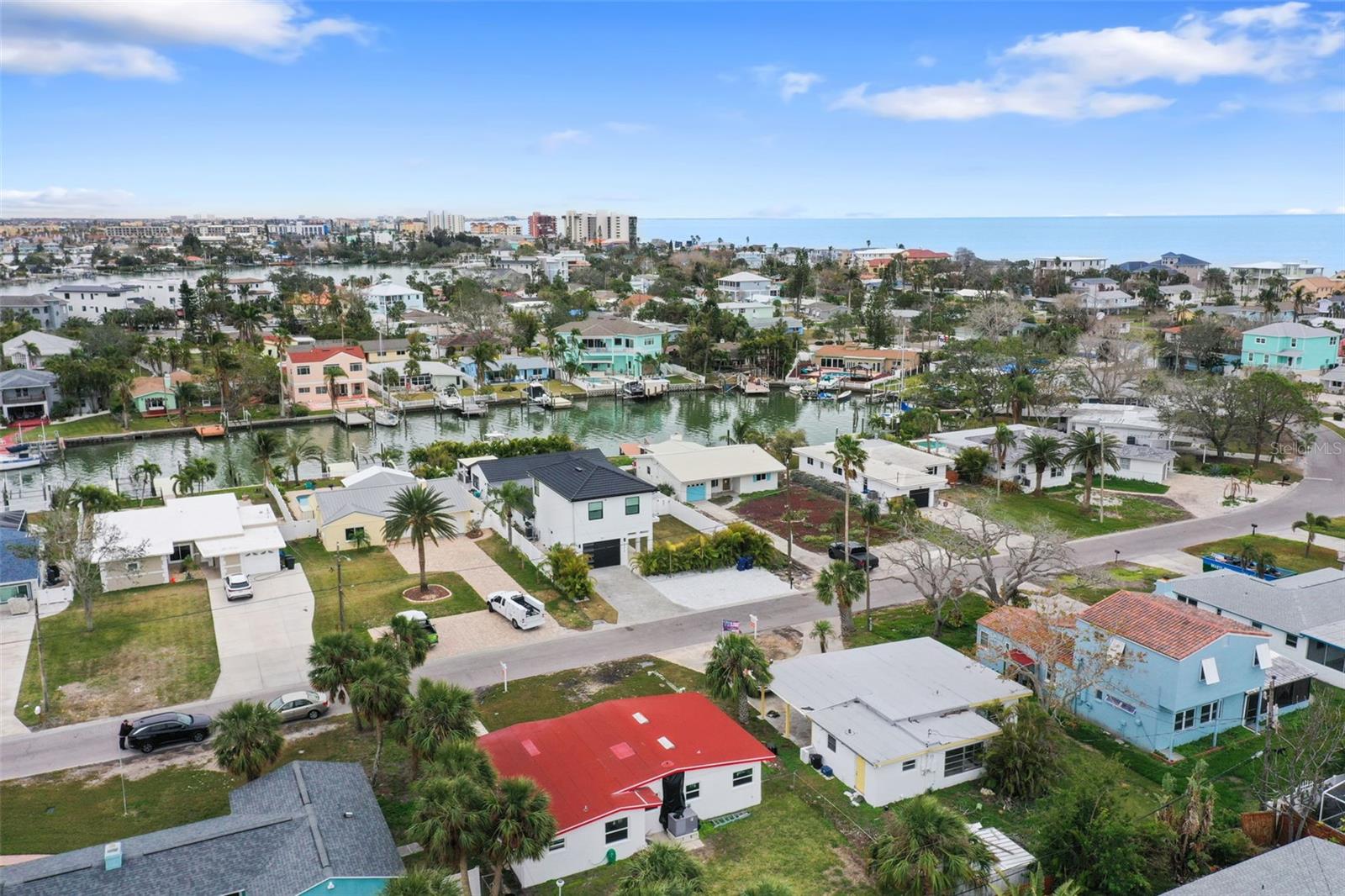 LONE PALM BEACH 3RD ADD - Residential
