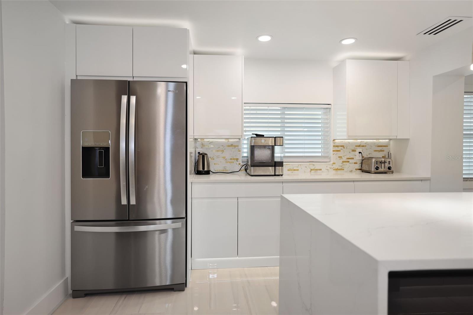 LONE PALM BEACH 3RD ADD - Residential