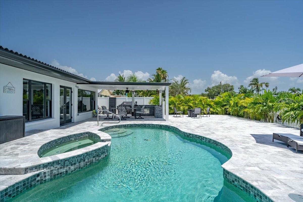 LONE PALM BEACH 3RD ADD - Residential