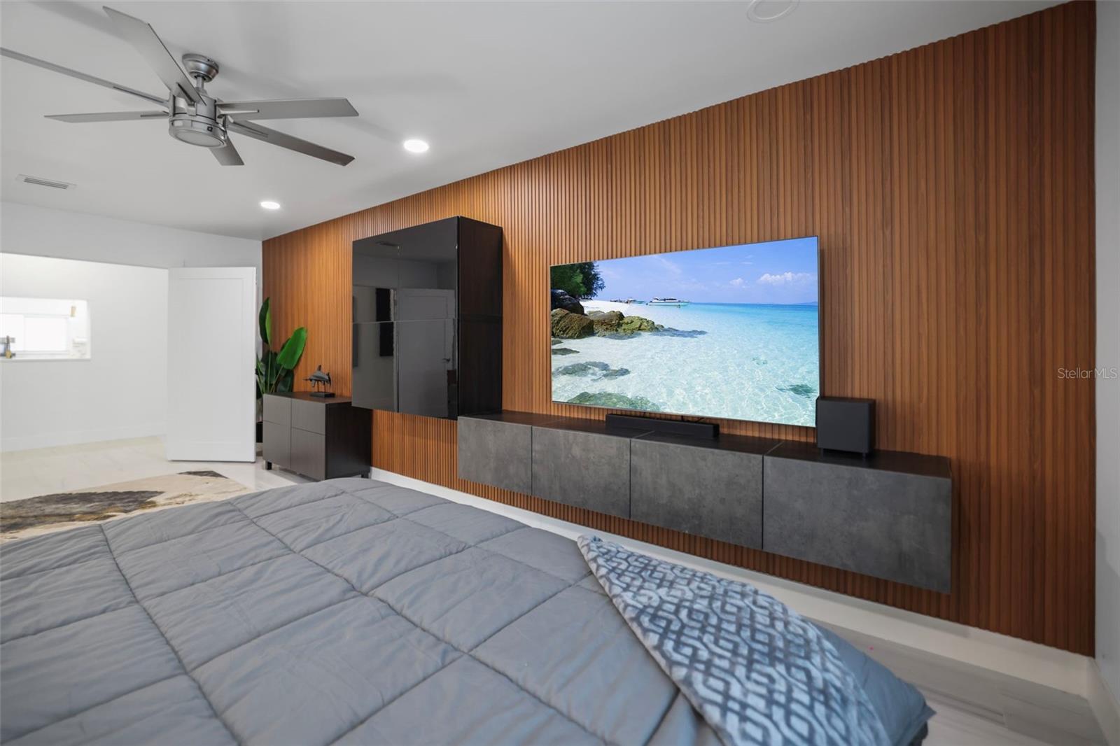 LONE PALM BEACH 3RD ADD - Residential