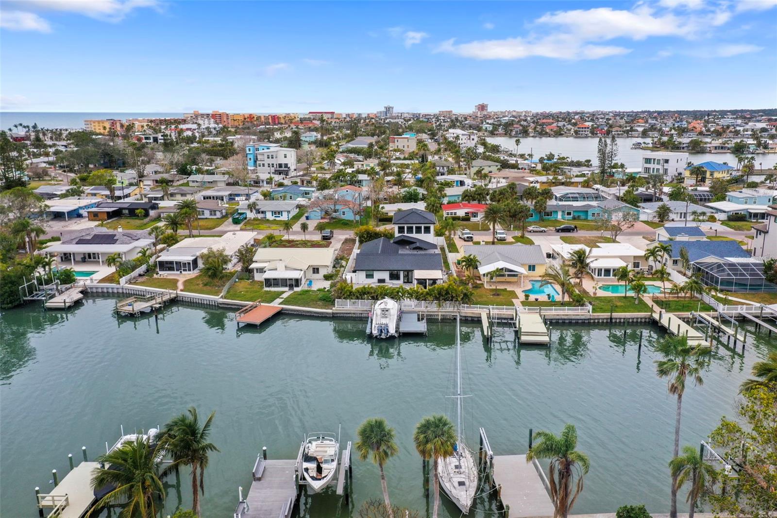 LONE PALM BEACH 3RD ADD - Residential