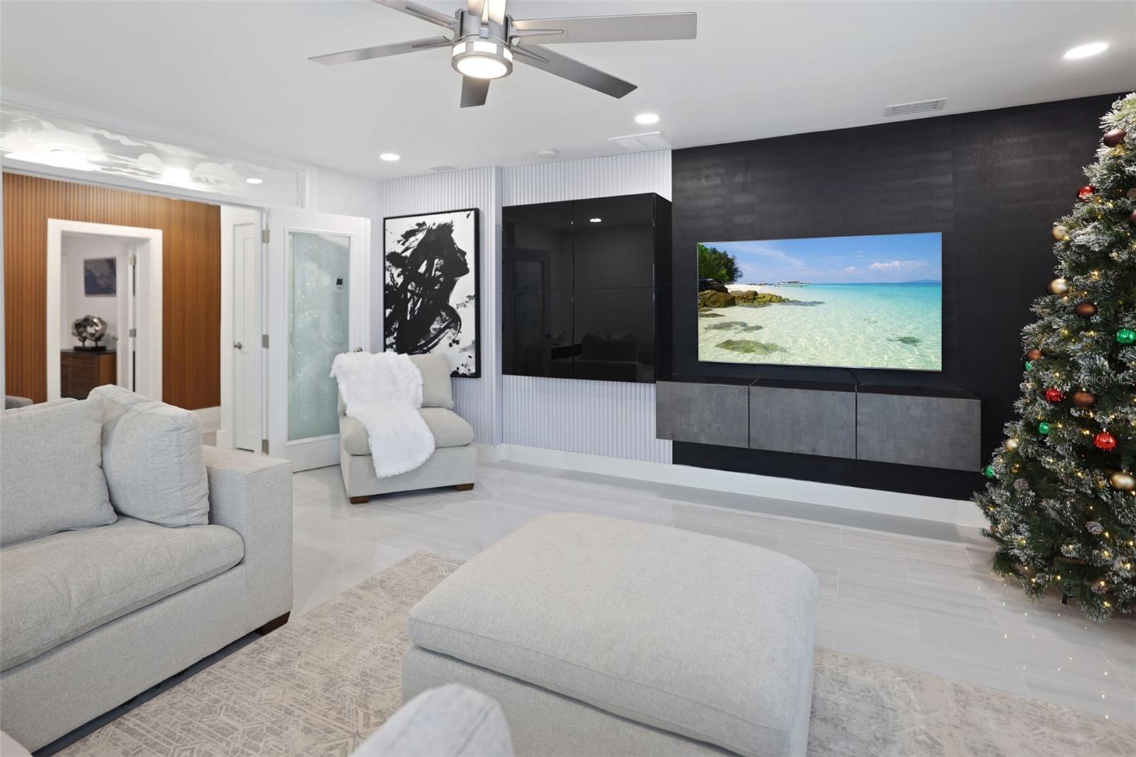 LONE PALM BEACH 3RD ADD - Residential