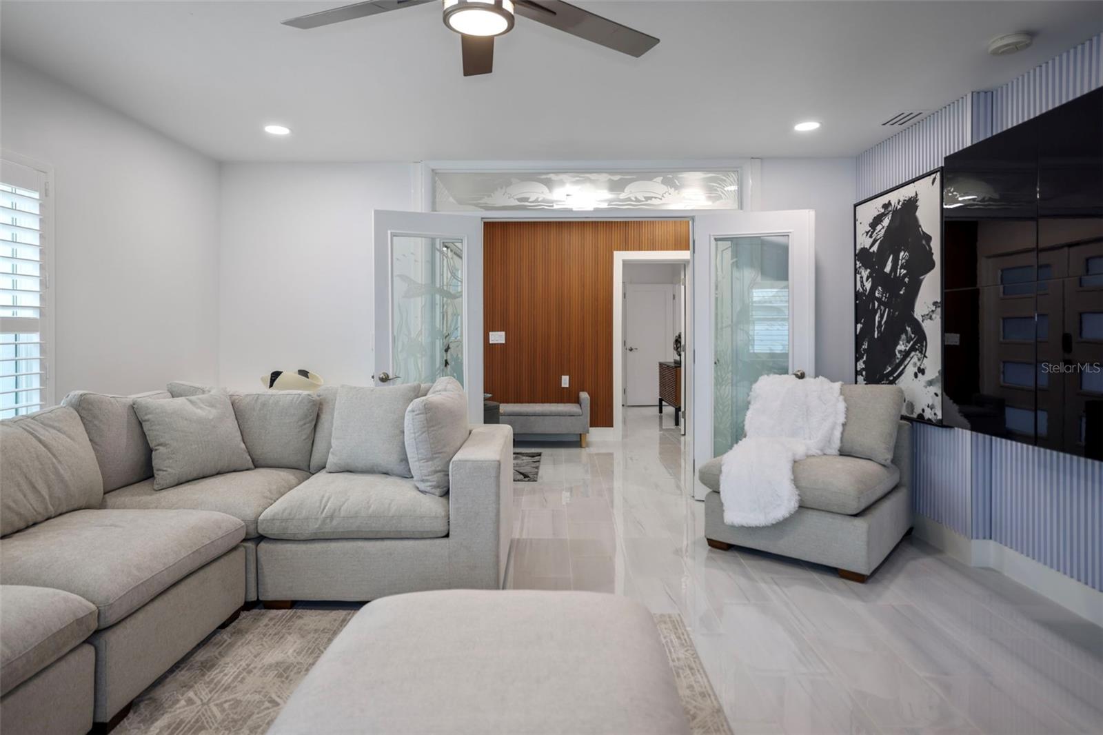 LONE PALM BEACH 3RD ADD - Residential