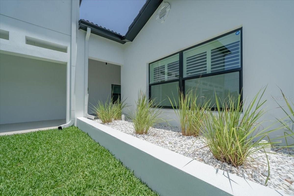 LONE PALM BEACH 3RD ADD - Residential