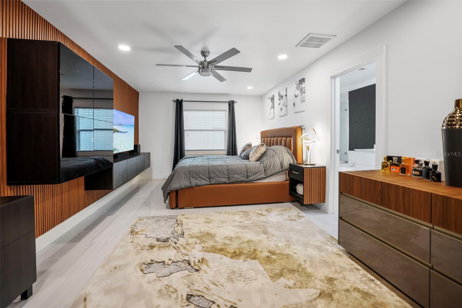 LONE PALM BEACH 3RD ADD - Residential